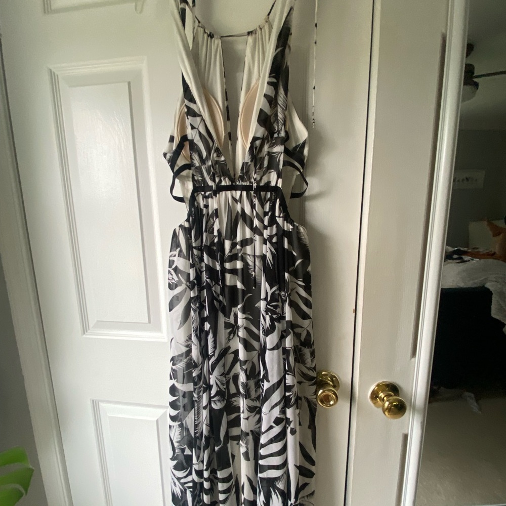 EXPRESS MAXI DRESS - Picture 3 of 4
